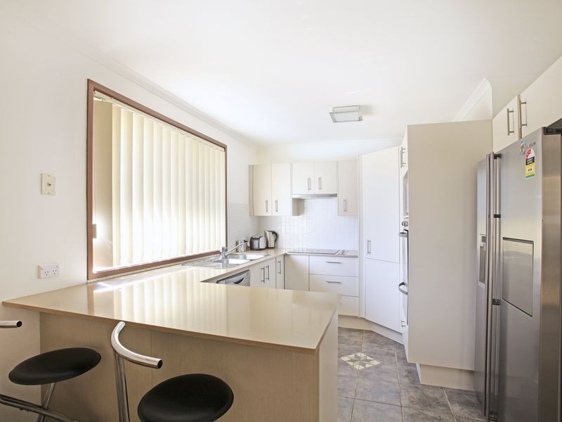 10 Moncrieff Close, St Helens Park NSW 2560