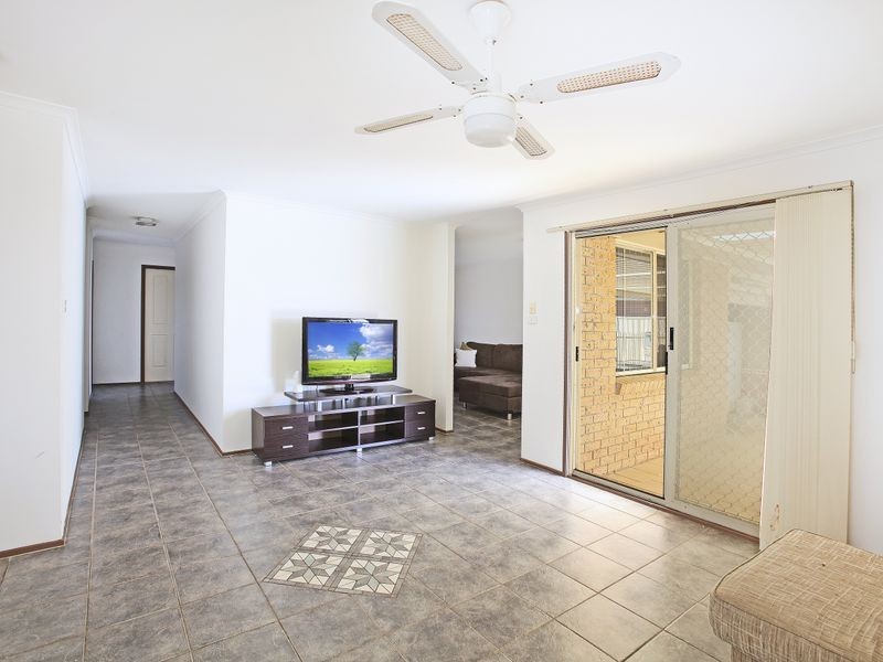 10 Moncrieff Close, St Helens Park NSW 2560