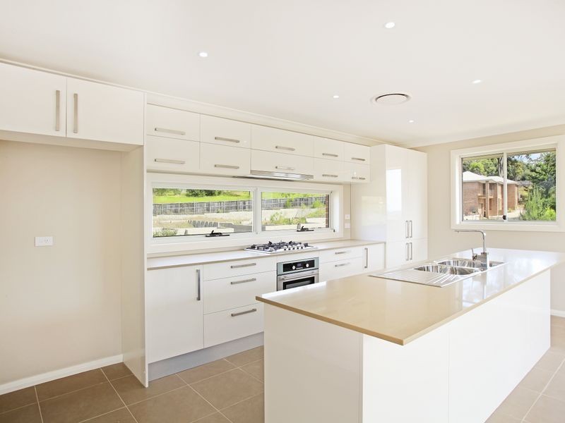 Glen Alpine NSW 2560