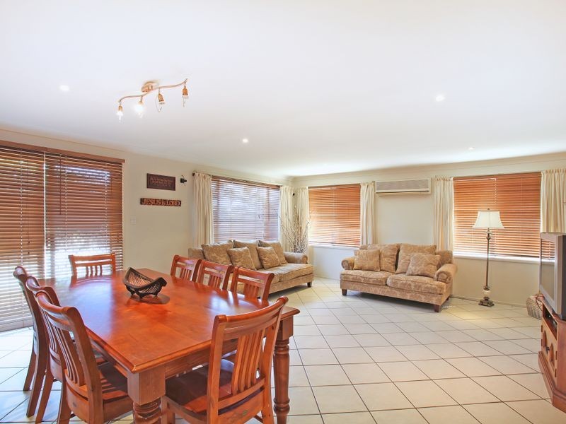 122 Gould Rd, Eagle Vale NSW 2558