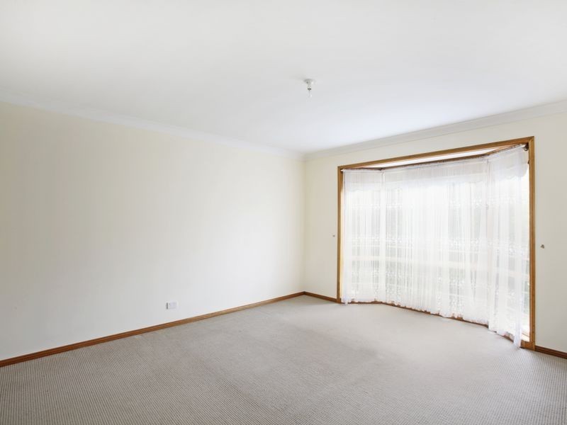 Glen Alpine NSW 2560