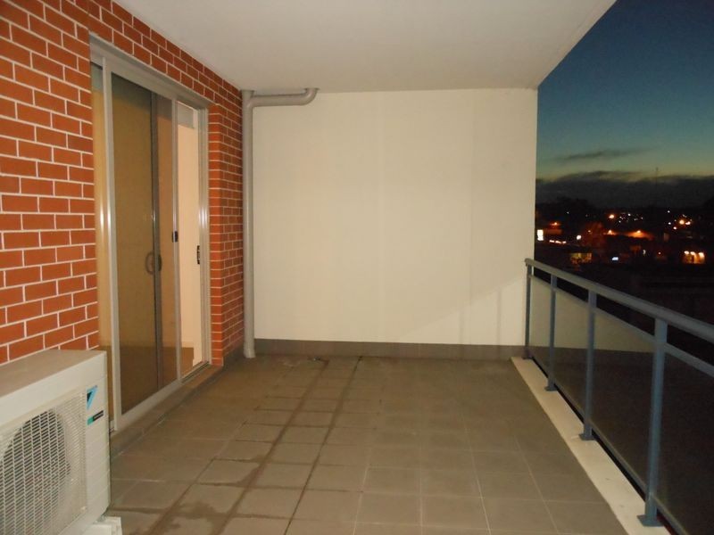 24/3-9 Warby Street, Campbelltown NSW 2560