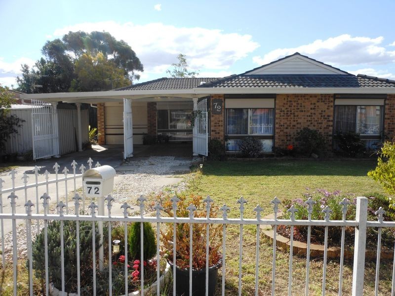 72 Queenscliffe Drive, Woodbine NSW 2560