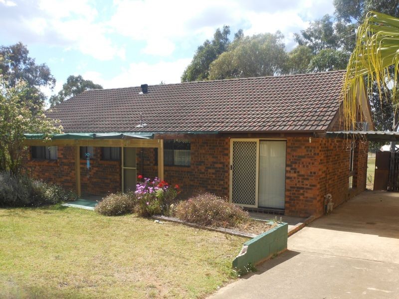 13 Woodcourt St, Ambarvale NSW 2560