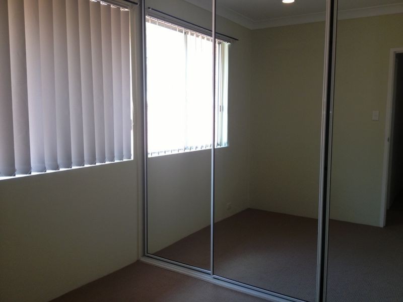 7/182 Lindesay St, Campbelltown NSW 2560