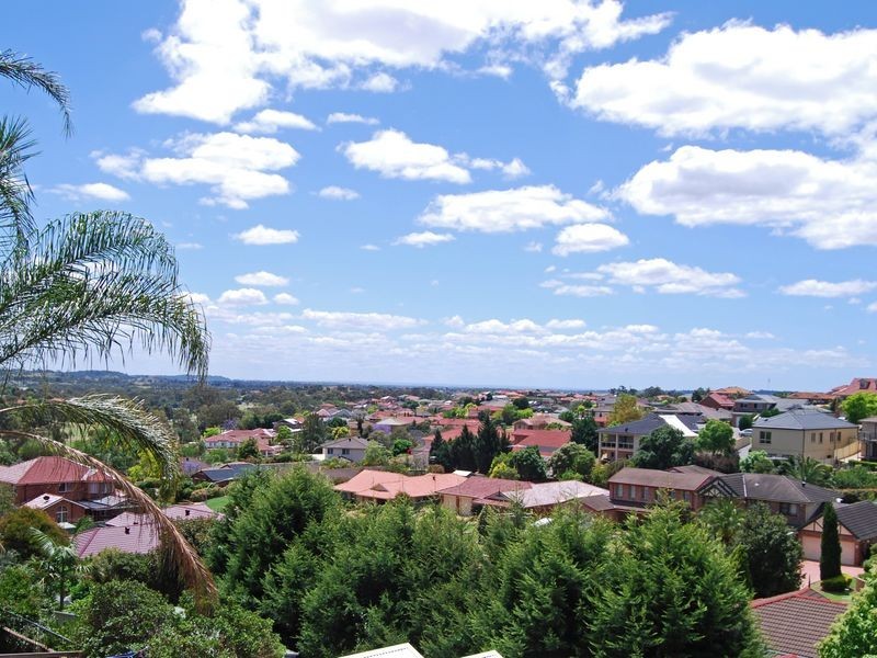 Glen Alpine NSW 2560