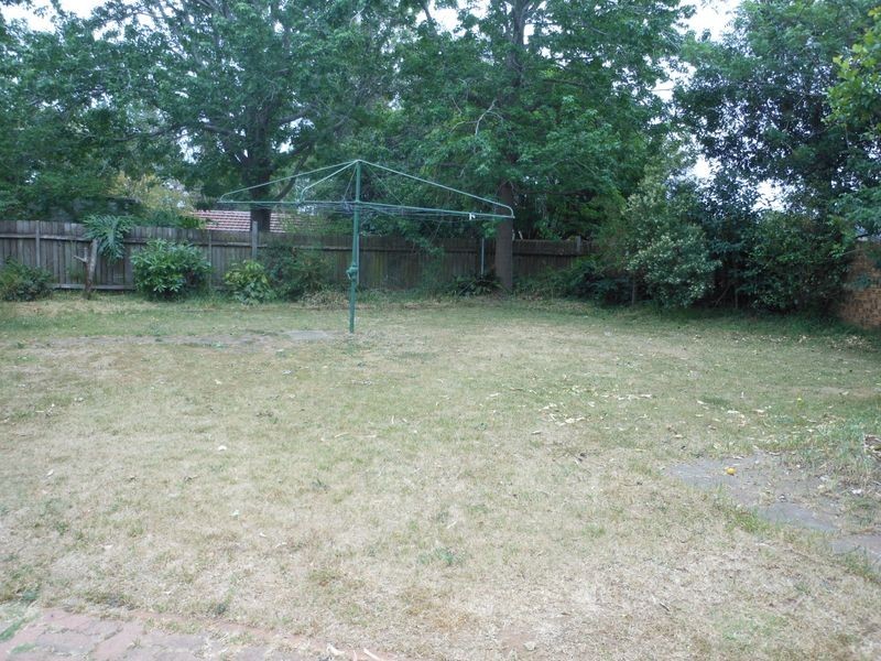 17 Macleay Street, Bradbury NSW 2560