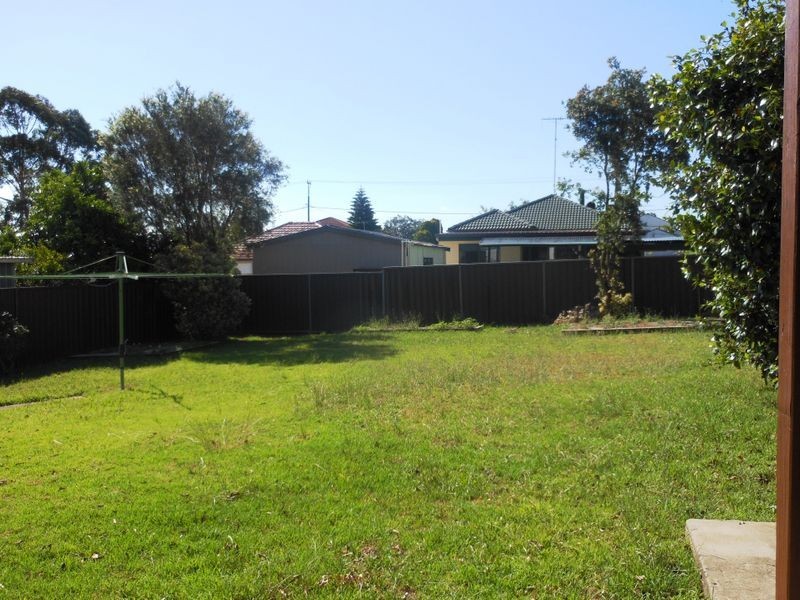 37 Lindesay Street, Leumeah NSW 2560