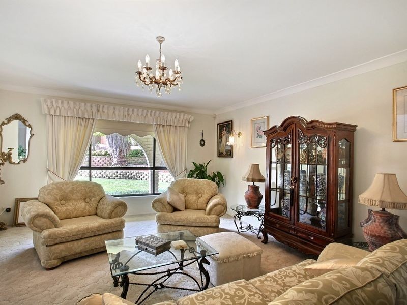 Glen Alpine NSW 2560