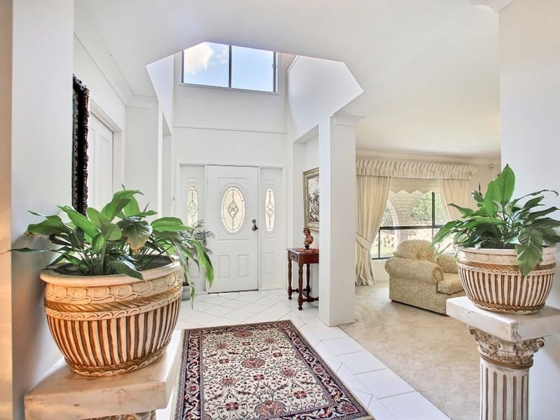 Glen Alpine NSW 2560