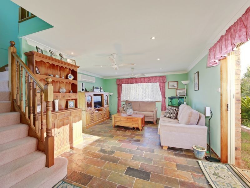 114 Chasselas Ave, Eschol Park NSW 2558