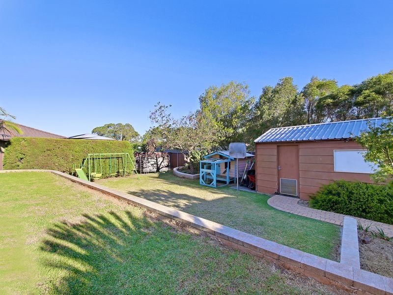114 Chasselas Ave, Eschol Park NSW 2558