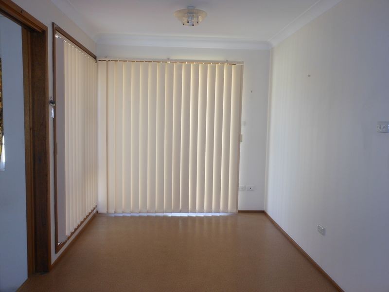 2/8 Reddall Street, Campbelltown NSW 2560