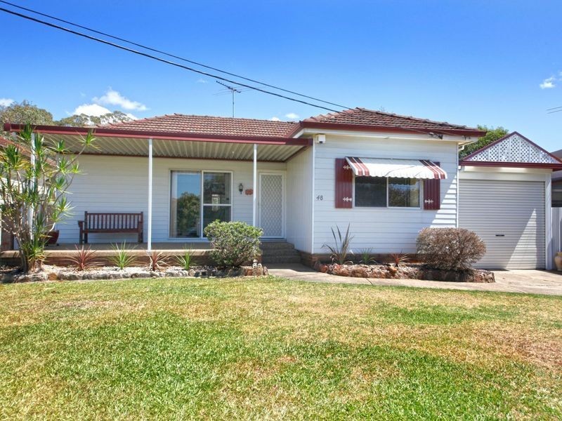48 Marsh Pde, Casula NSW 2170