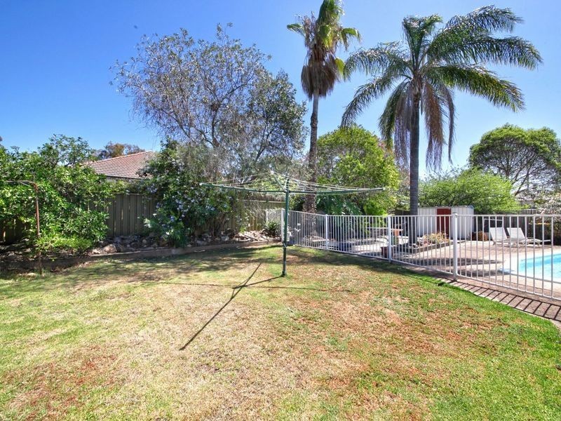 48 Marsh Pde, Casula NSW 2170