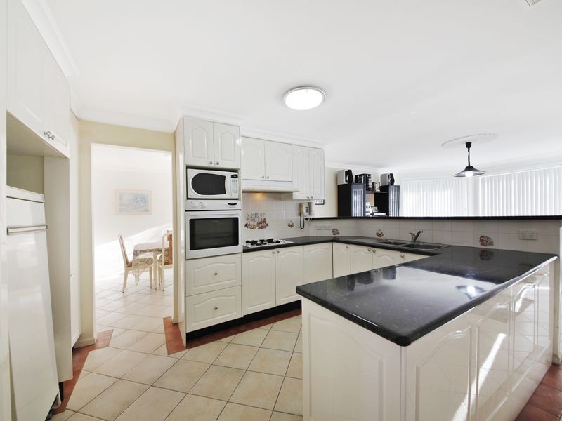 Glen Alpine NSW 2560