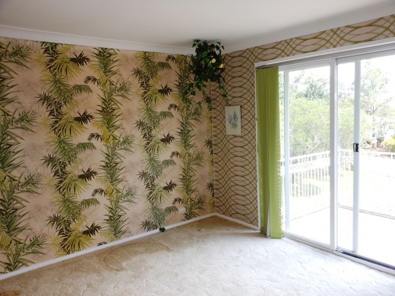 6 Joseph Whitehouse Dr, Minto NSW 2566