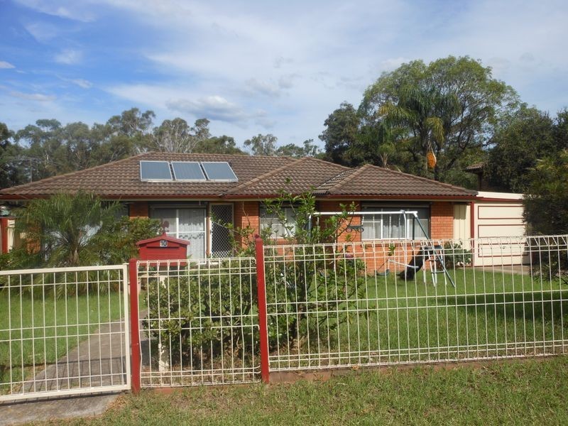 10 Amanda Pl, Ingleburn NSW 2565