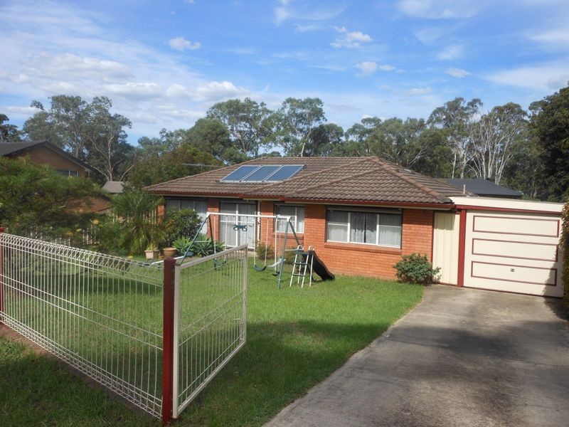 10 Amanda Pl, Ingleburn NSW 2565