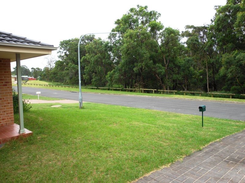 19B Meredith Cres, St Helens Park NSW 2560
