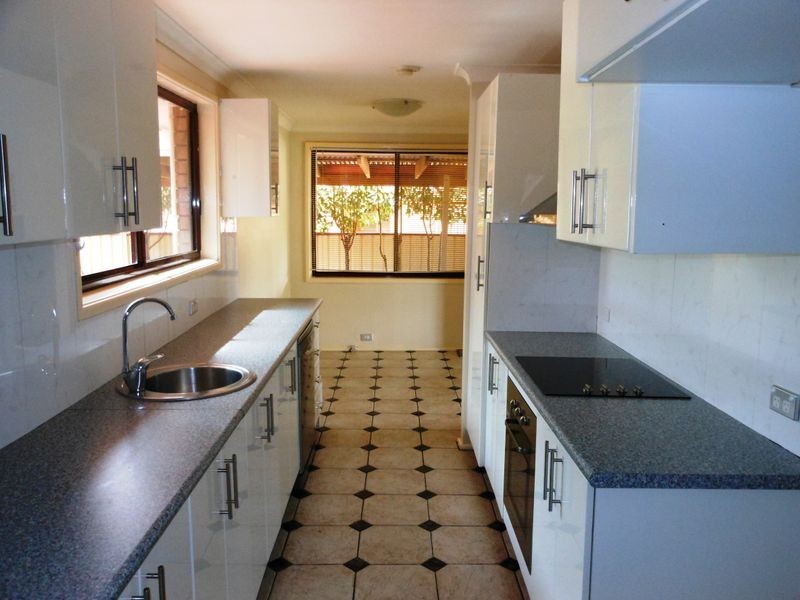 Kearns NSW 2558