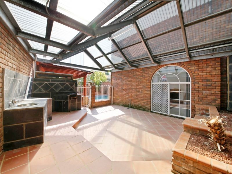 Ruse NSW 2560