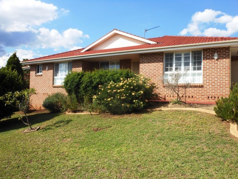 35 Swordfish Ave, Raby NSW 2566