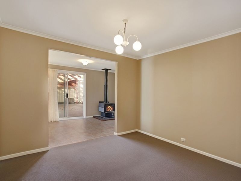 5 Lochalsh Street, St Andrews NSW 2566