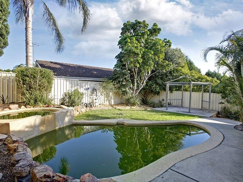 5 Lochalsh Street, St Andrews NSW 2566