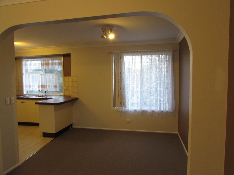 4 College Road, Campbelltown NSW 2560