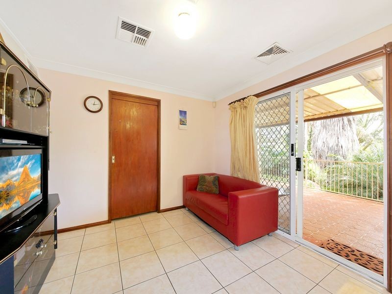 Ambarvale NSW 2560