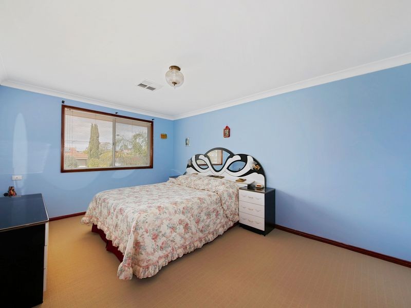 Ambarvale NSW 2560