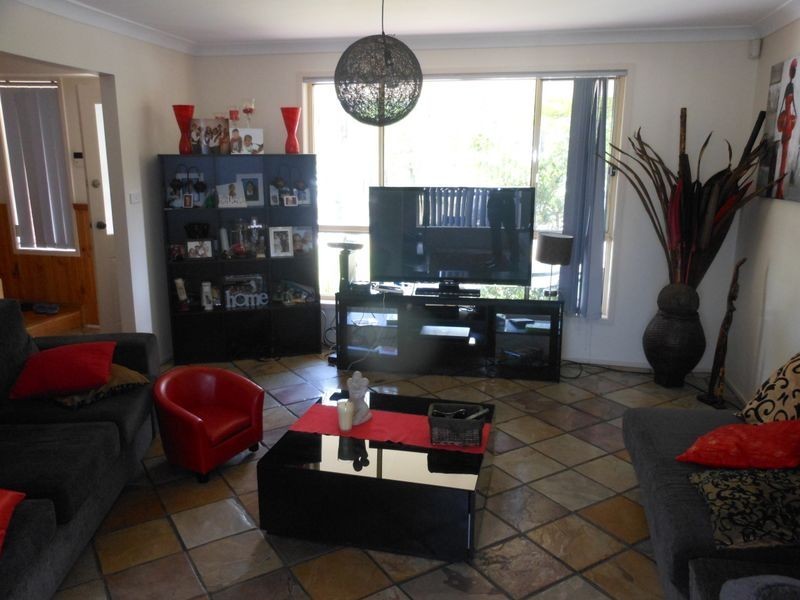 19A Meredith Cres, St Helens Park NSW 2560