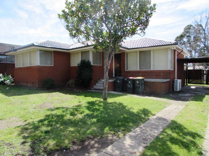 20 College Rd, Campbelltown NSW 2560
