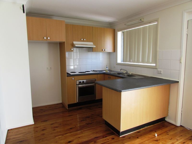 20 College Rd, Campbelltown NSW 2560