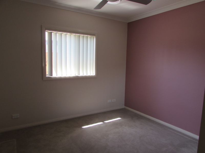 28 Ellery Street, Minto NSW 2566