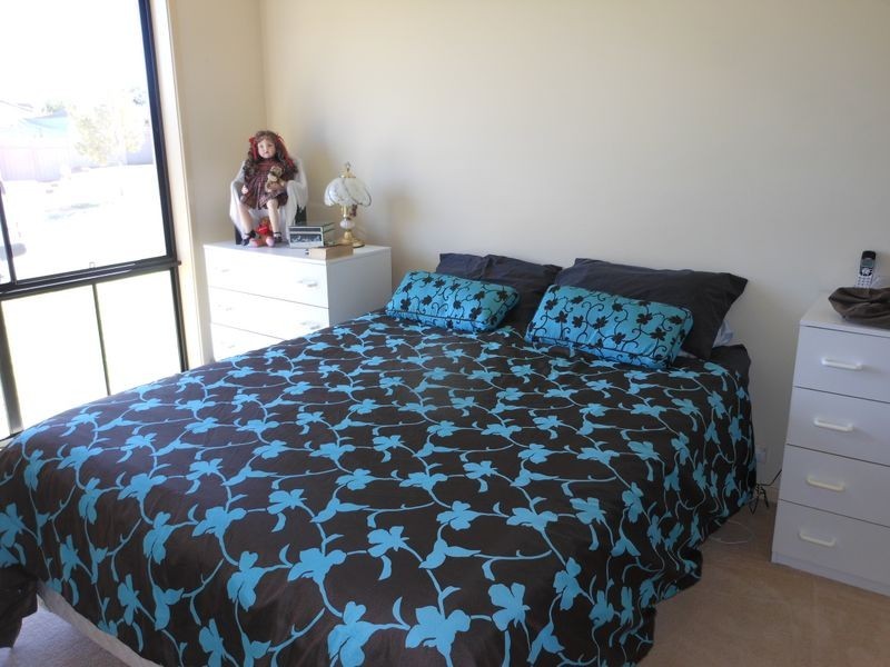 10 Anderson Street, St Helens Park NSW 2560