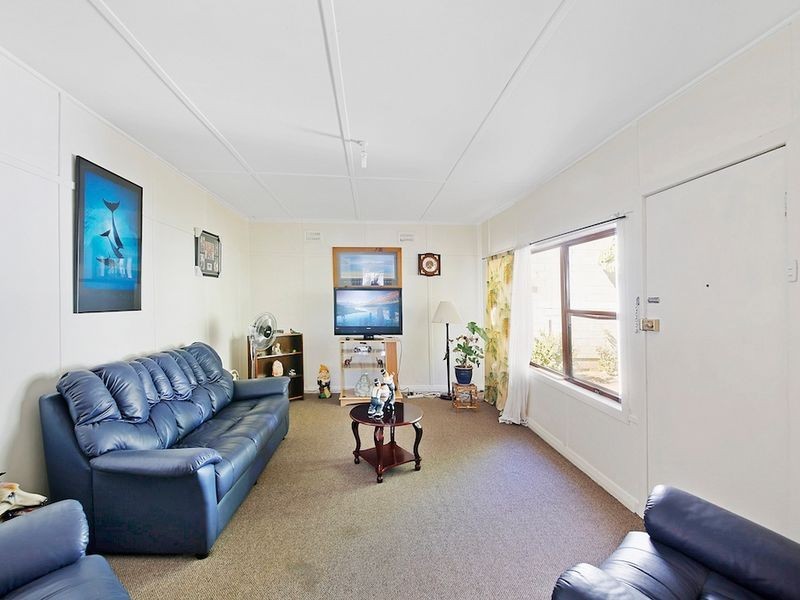 4 Somerset Street, Minto NSW 2566