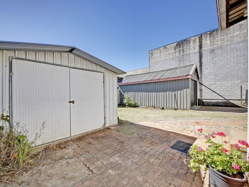 4 Somerset Street, Minto NSW 2566