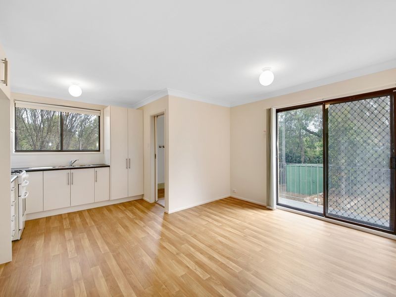 3 Gaspard Pl, Ambarvale NSW 2560