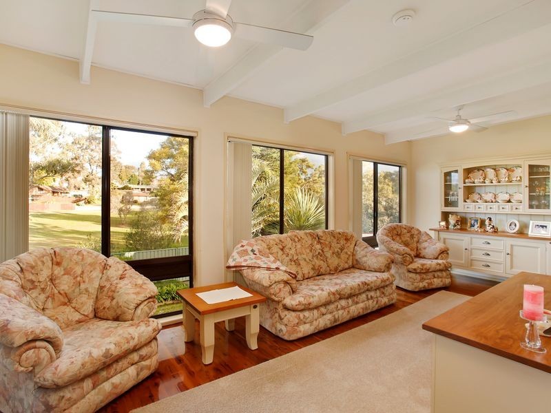 18 Graphite Pl, Eagle Vale NSW 2558