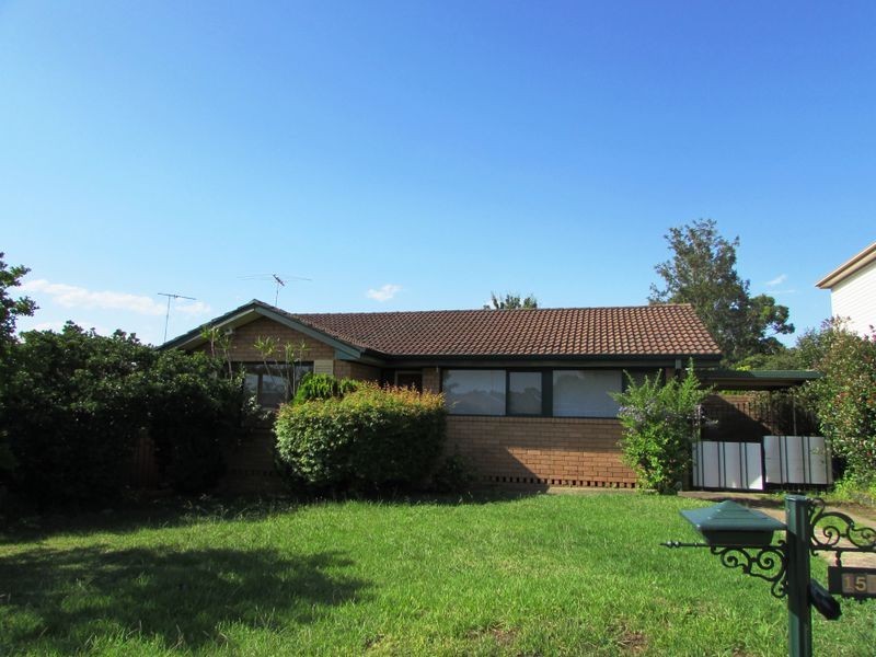 155 St Johns Rd, Bradbury NSW 2560