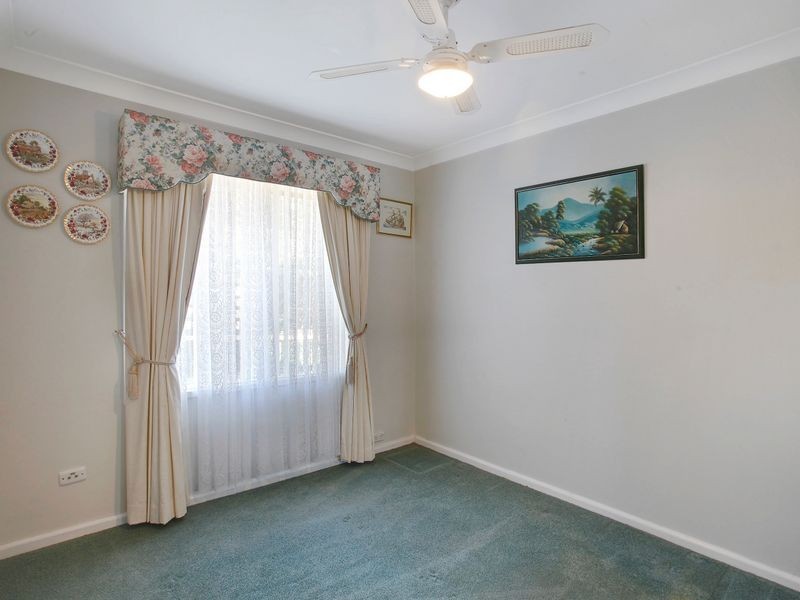 13 Lawson St, Campbelltown NSW 2560