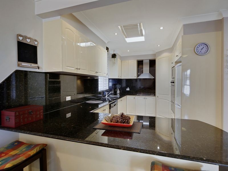 21 Treelands Ave, Ingleburn NSW 2565