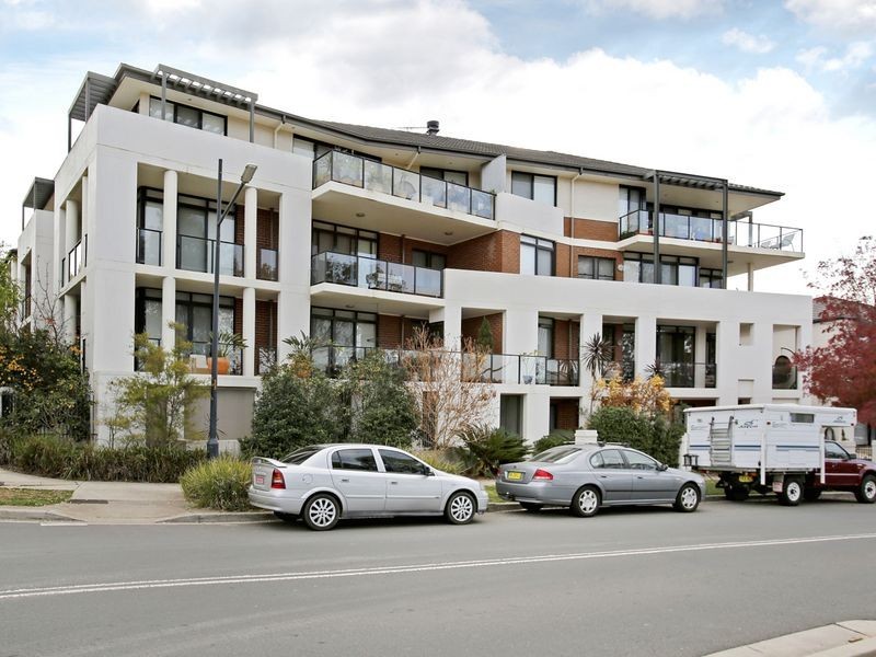 105/26 Parkside Cres, Campbelltown NSW 2560
