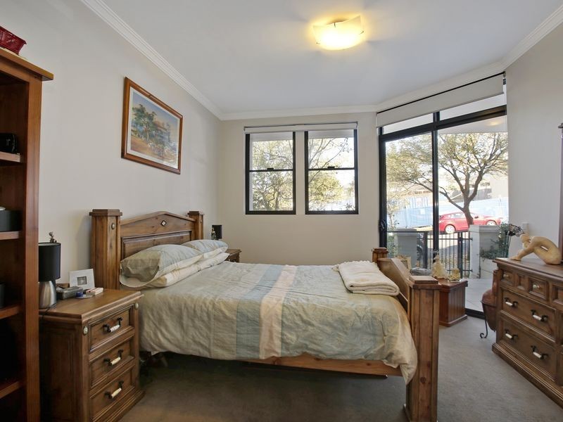 105/26 Parkside Cres, Campbelltown NSW 2560