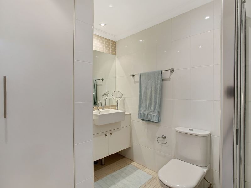105/26 Parkside Cres, Campbelltown NSW 2560