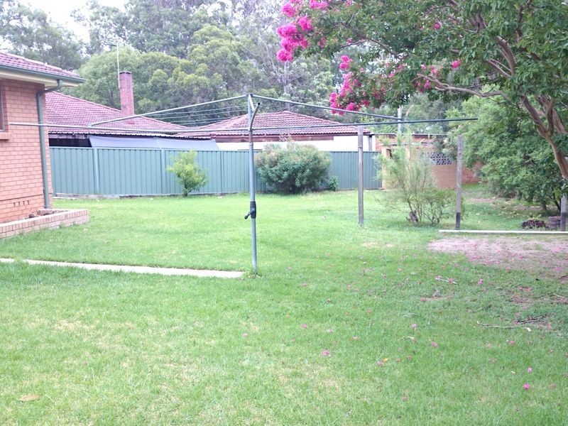 4 Kim Place, Ingleburn NSW 2565