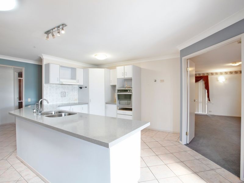 12 Clarke Pl, Mount Annan NSW 2567