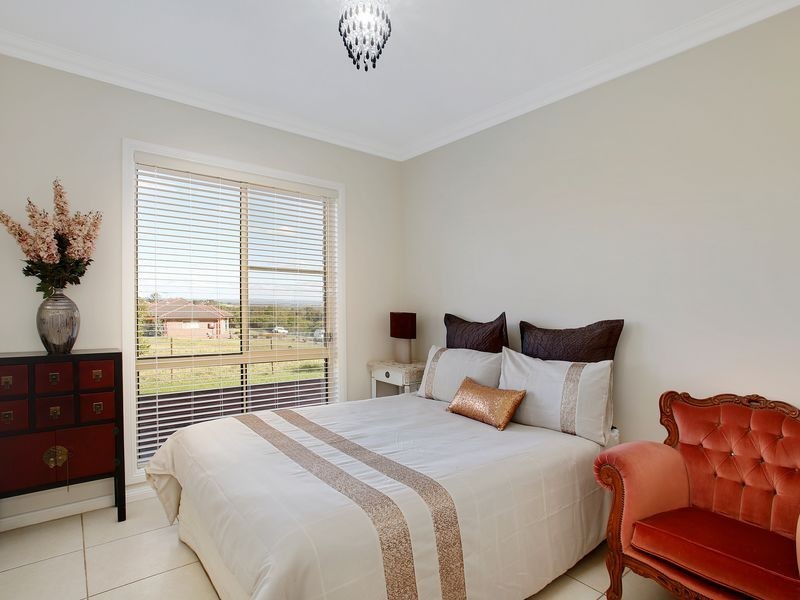31 Greco Pl, Rosemeadow NSW 2560